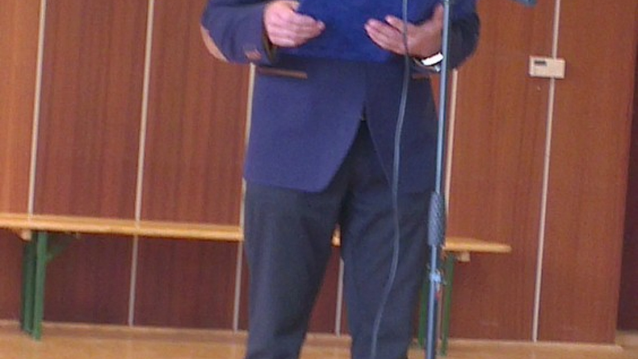 Deň matiek 2015 <p>
Vie o nás všetko. Viac, než mnohí iní. A napriek tomu nikdy nesklame. A nespomína dlho na prečiny. O kom to vravím? Predsa o mame. Mama. Ten človek, čo najdlhšie mlčí, keď ublížia mu jeho Deň matiek 2015 <p>
Vie o nás všetko. Viac, než mnohí iní. A napriek tomu nikdy nesklame. A nespomína dlho na prečiny. O kom to vravím? Predsa o mame. Mama. Ten človek, čo najdlhšie mlčí, keď ublížia mu jeho